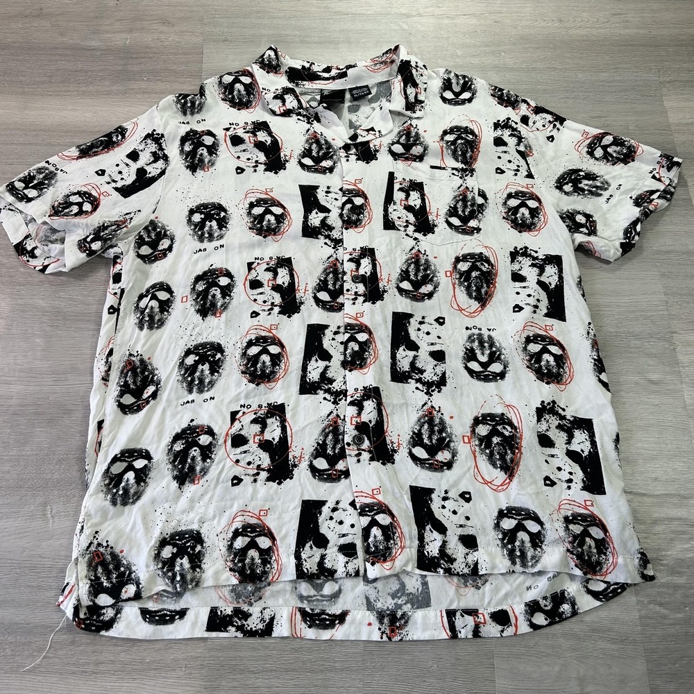 Friday The 13th Shirt Mens‎ XL White Jason Voorhees Graphic Horror Button Up
